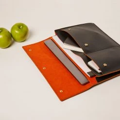 Allégorie Accessories Gala Apple Leather Tech Folio Bag