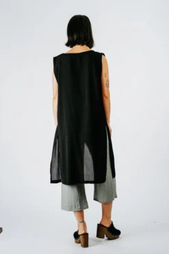 Altar Upcycled Crinkle Vest - Black