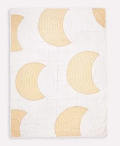 Anchal Crescent Lattice Quilt - Sand