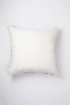 Archive New York Home Goods Almolonga Throw Pillow - White Quilt 11 Archive New York Home Goods Almolonga Throw Pillow - White Quilt