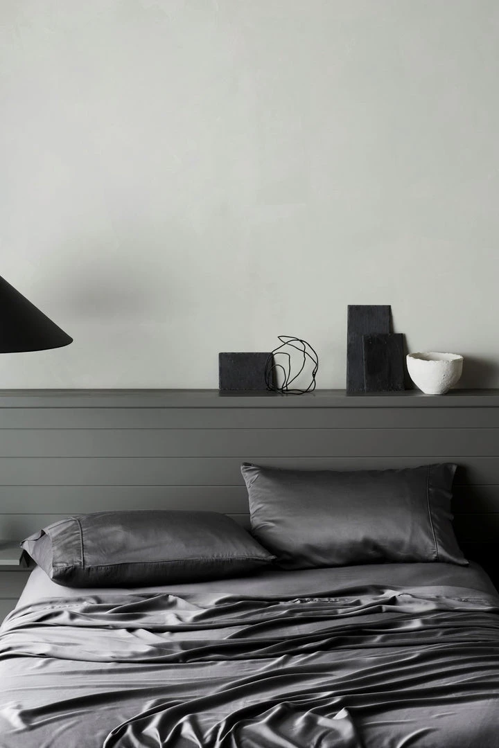 Ettitude Best Sellers Bamboo Sateen Fitted Sheet - Slate 4 Ettitude Best Sellers Bamboo Sateen Fitted Sheet - Slate