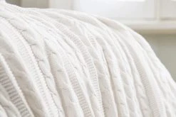Looma Home Goods Cable Knit Throw Blanket