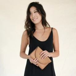 Nisolo Cleo Convertible Clutch Best Sellers