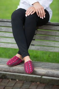 Darzah Shoes Tatreez Mule - Magenta + Rose