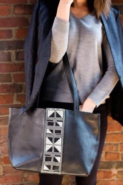 Darzah Tatreez Market Tote Bag