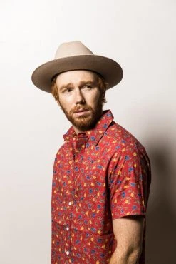 Dushyant Asthana Men's Folk Short Sleeve Shirt - Maroon