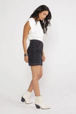 ÉTICA New Arrivals Elia Utility Short - Obsidian