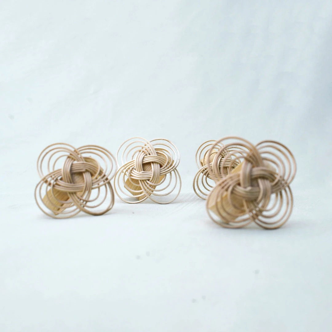 Amara New Arrivals French Braid Bamboo Napkin Ring Set 3 Amara New Arrivals French Braid Bamboo Napkin Ring Set
