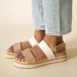 Nisolo Best Sellers Go-To Flatform Sandal