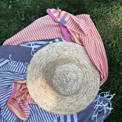 Hilana: Upcycled Cotton Fethiye Upcycled Turkish Towel - Pink