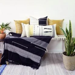 Ichcha Home Goods Nomad Lumbar Pillow Cover