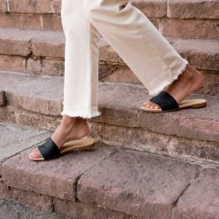 Nisolo Isla Slide Sandal - Black