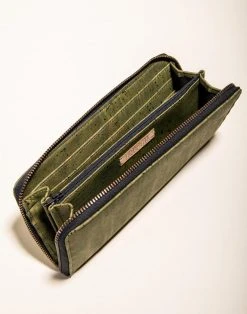 Tiradia Cork Just Right Cork Clutch Wallet Best Sellers