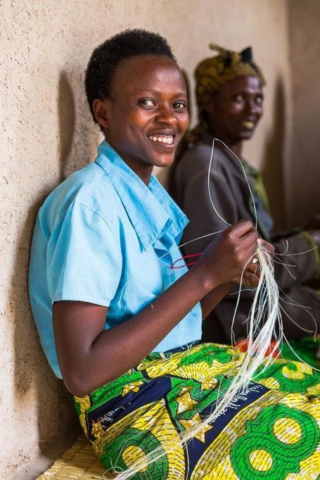 KAZI Small Black Hooped Planter 8 KAZI Small Black Hooped Planter