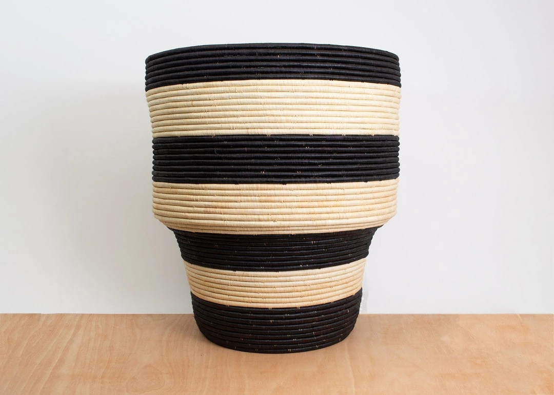 KAZI Home Goods Black Nene Vase 3 KAZI Home Goods Black Nene Vase