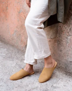 Nisolo Lima Slip On Mule -Sand