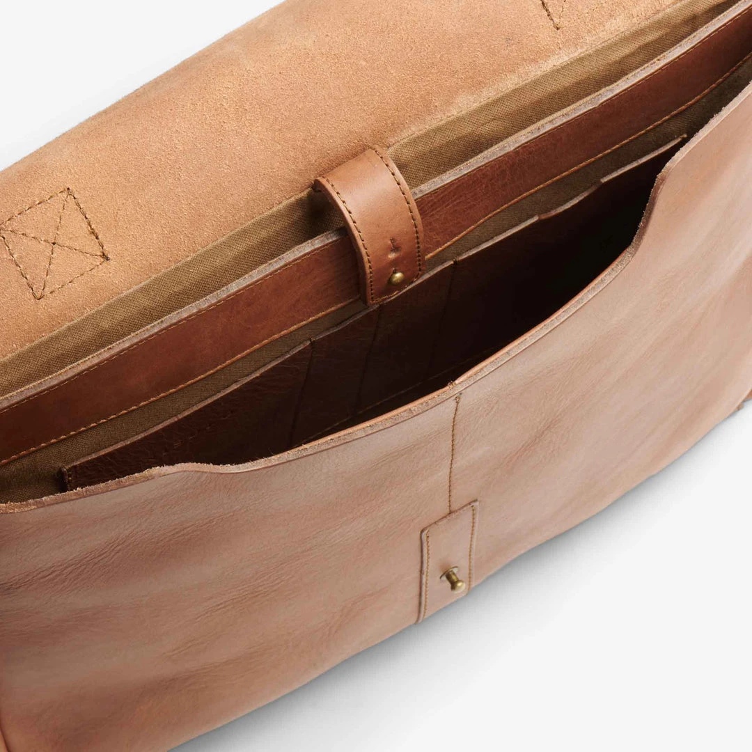 Nisolo Loreto Messenger Bag - Chestnut Accessories 6 Nisolo Loreto Messenger Bag - Chestnut Accessories