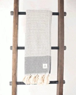 Amante Marketplace Magis Diamond Turkish Towel / Throw Blanket - Black