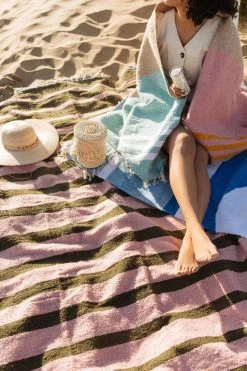 Caminito Marea Upcycled Blanket