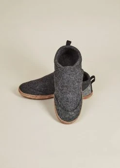 Kyrgies Men's Wool Tengries Slippers - Charcoal