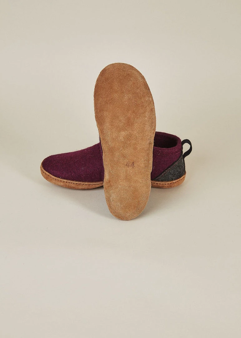 Kyrgies Men's Wool Tengries Slippers - Plum 7 Kyrgies Men's Wool Tengries Slippers - Plum