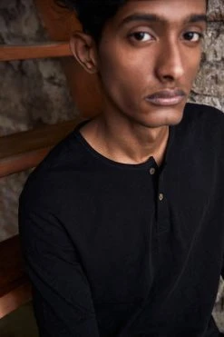 No Nasties Men's Bristol Henley Shirt