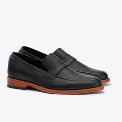 Nisolo Men's Chamberlain Penny Loafer - Black