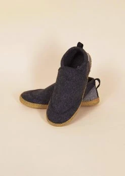 Kyrgies Men's Tengries Walkabout Wool Slippers