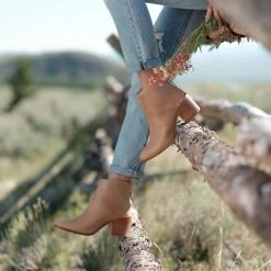 Nisolo Shoes Dari Boot - Almond