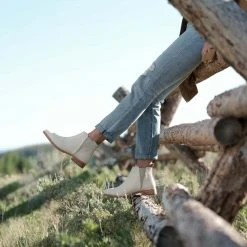 Nisolo Special Occasion Everyday Chelsea Boot - Bone