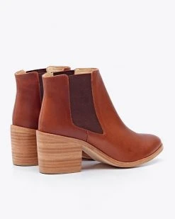 Nisolo Heeled Chelsea Boot - Brandy Shoes