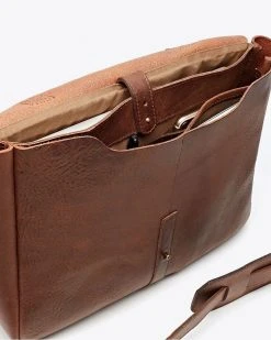 Nisolo Loreto Messenger Bag - Chestnut Accessories 13 Nisolo Loreto Messenger Bag - Chestnut Accessories