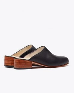 Nisolo Mariella Mule - Black 9 Nisolo Mariella Mule - Black
