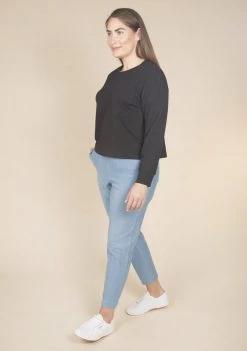 Poplinen Clothing Cindy Crop Pocket Tee - Black