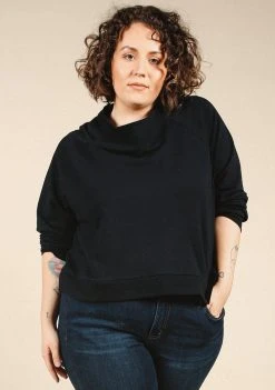 Poplinen Wilder Mock Neck Sweatshirt - Black