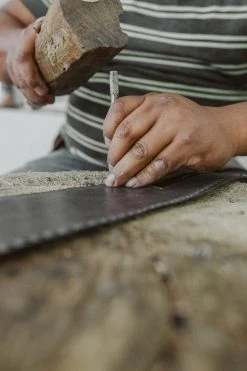 Purse & Clutch Embossed Circle Crossbody - Charcoal Accessories 13 Purse & Clutch Embossed Circle Crossbody - Charcoal Accessories