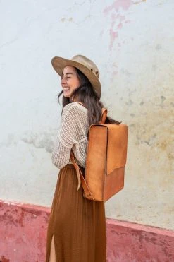 Purse & Clutch Leather Laptop Backpack - Russet Brown Accessories