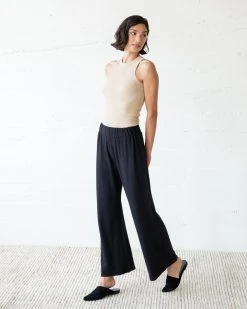 WVN Relaxed Pant Clothing