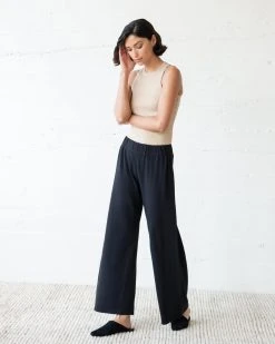 WVN Relaxed Pant Clothing