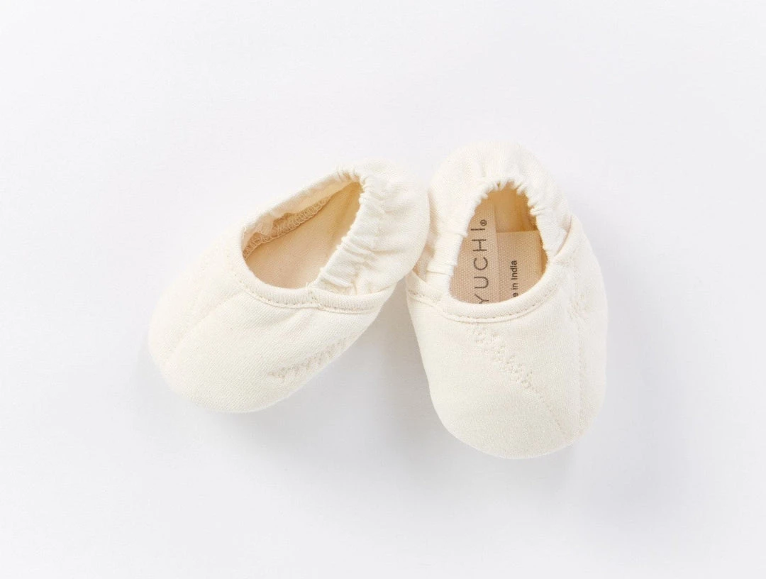 Coyuchi Remi Baby Booties - Undyed 3 Coyuchi Remi Baby Booties - Undyed