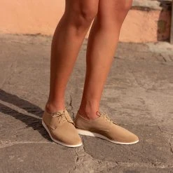 Nisolo Shoes Sedona Lightweight Derby - Stone