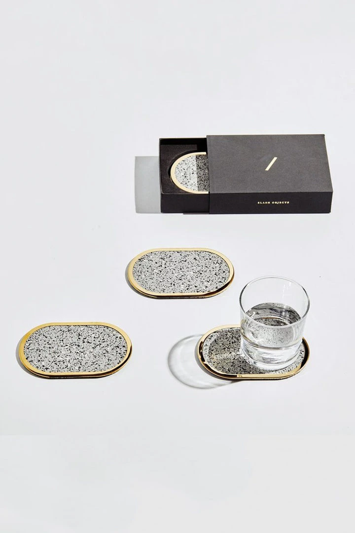 Slash Objects Office Accessories Ring Recycled Rubber Coaster Set - Gris 3 Slash Objects Office Accessories Ring Recycled Rubber Coaster Set - Gris