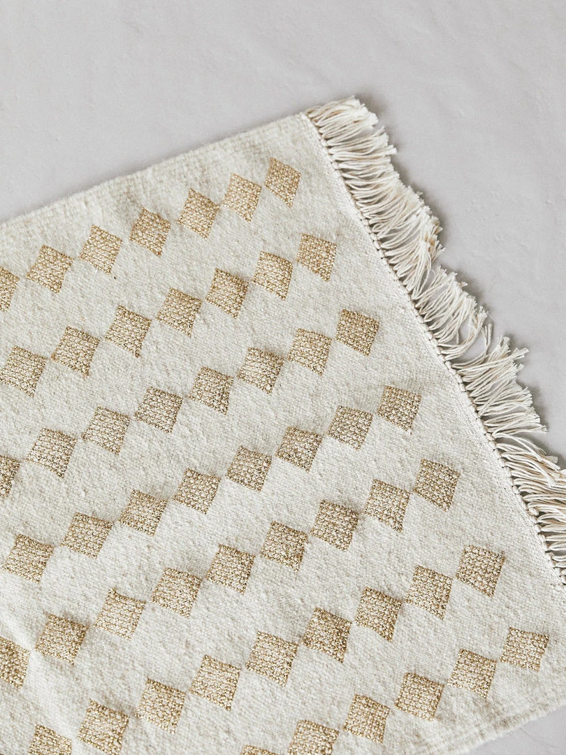 Territory Design Home Goods Metallic Oro Wool Rug 5 Territory Design Home Goods Metallic Oro Wool Rug