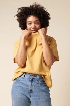 The Standard Stitch Boxy Crew - Golden Clothing