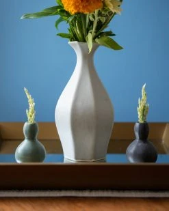 The Bright Angle Table Vase - Smoke Gray