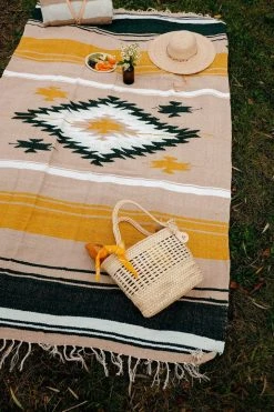 Caminito Best Sellers Tierra Upcycled Blanket