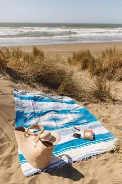 Caminito Best Sellers Tierra Upcycled Blanket