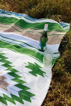 Caminito Best Sellers Tierra Upcycled Blanket