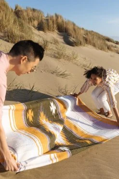 Caminito Best Sellers Tierra Upcycled Blanket