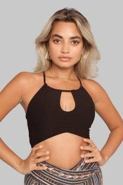 Wolven Reversible Recycled Keyhole Top - Zephyr Activewear + Athleisure